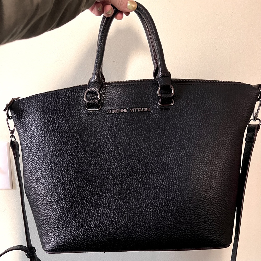 Brand New Adrienne Vittadini Bag Medium Tote